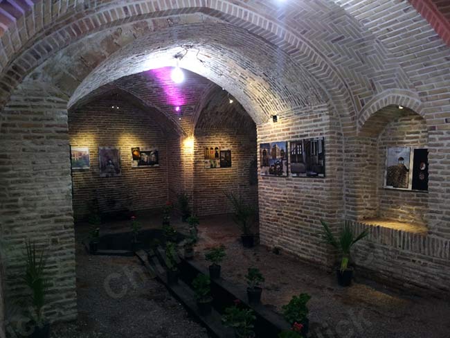 نمایشگاه گروهی در نگارخانه دربند شهرستان آران و بیدگل